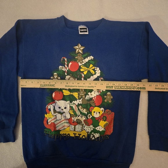Vintage Blue Christmas Tree Cat Bear Sweatshirt Size Large Festive USA Kitsch - Picture 5 of 9